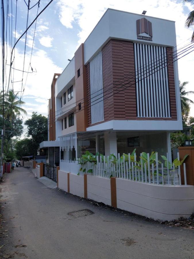 Hotel Mannat Residence Thiruvananthapuram ภายนอก รูปภาพ